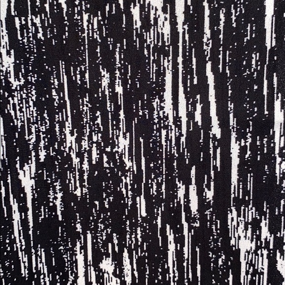 Express Reversible Cami - Picture 4 of 4